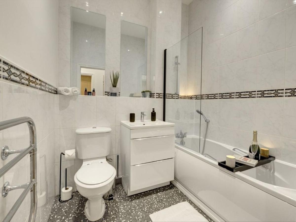 The Clement Apartment Stylish Two Bedroom Apartment Very Close To The Birmingham Arena Exterior foto